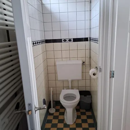 De Stormmeeuw إغموند آن زي