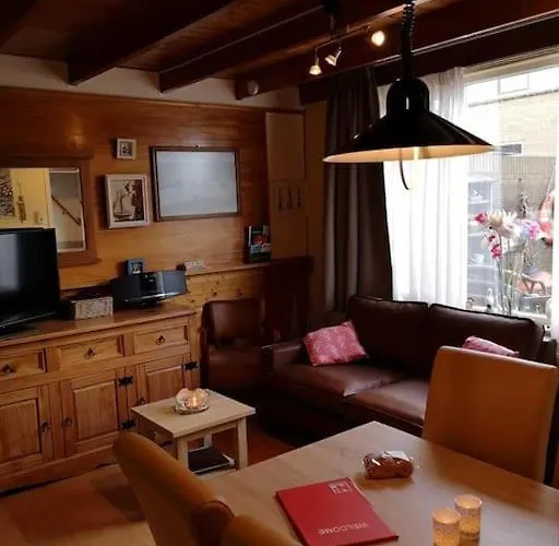 De Stormmeeuw إغموند آن زي